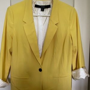 Yellow Medium fitted modern blazer